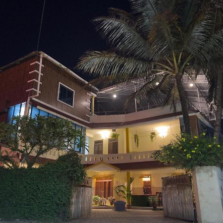 Vedha Ayurvedic Panchakarma Treatment Centre Hotel Alappuzha Exterior foto