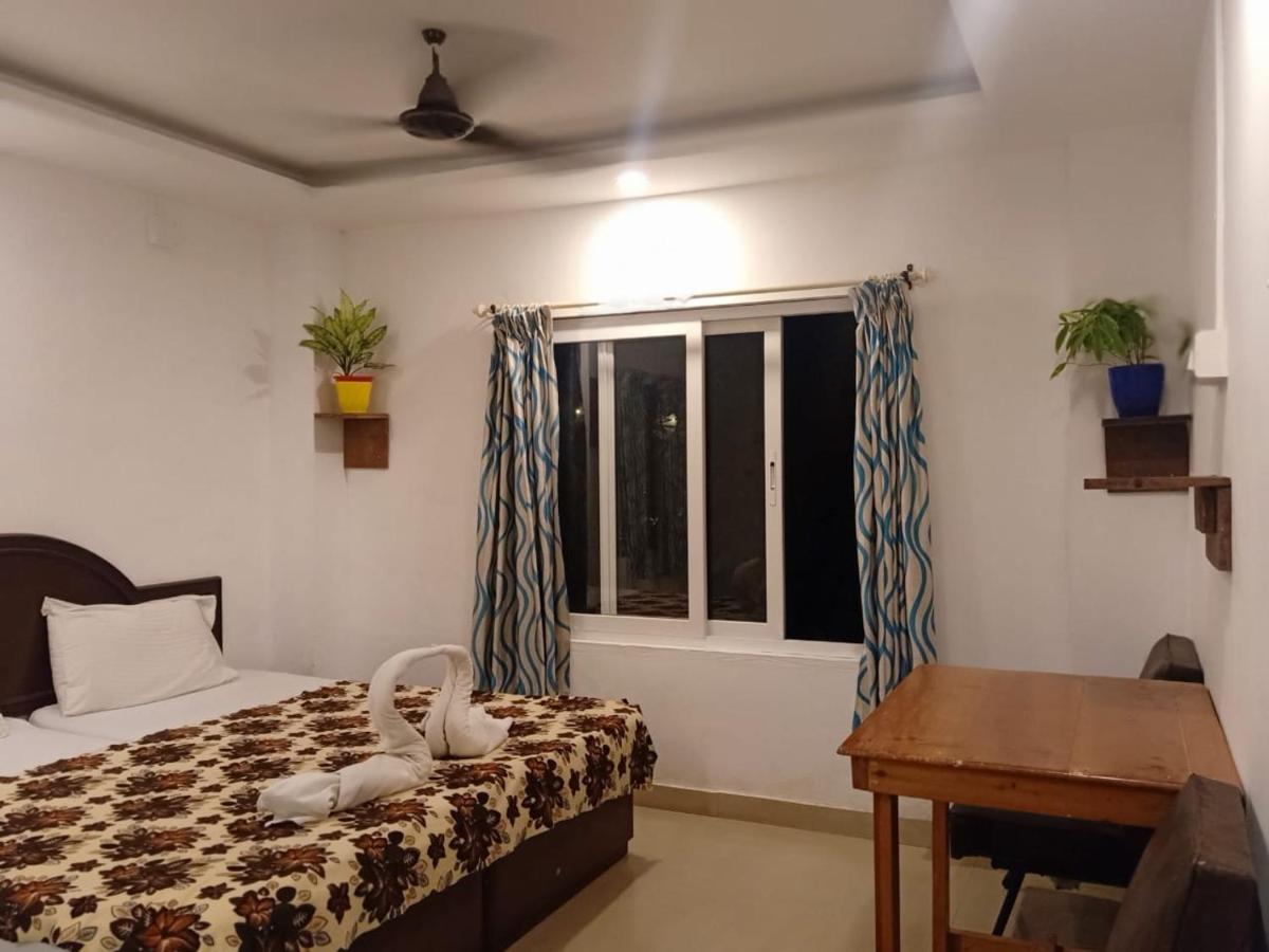 Vedha Ayurvedic Panchakarma Treatment Centre Hotel Alappuzha Exterior foto